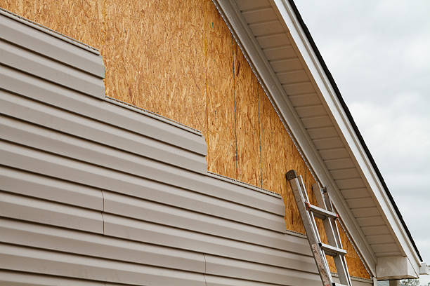 24/7 Emergency Storm Damage Siding Repair experts in Clinton, SC